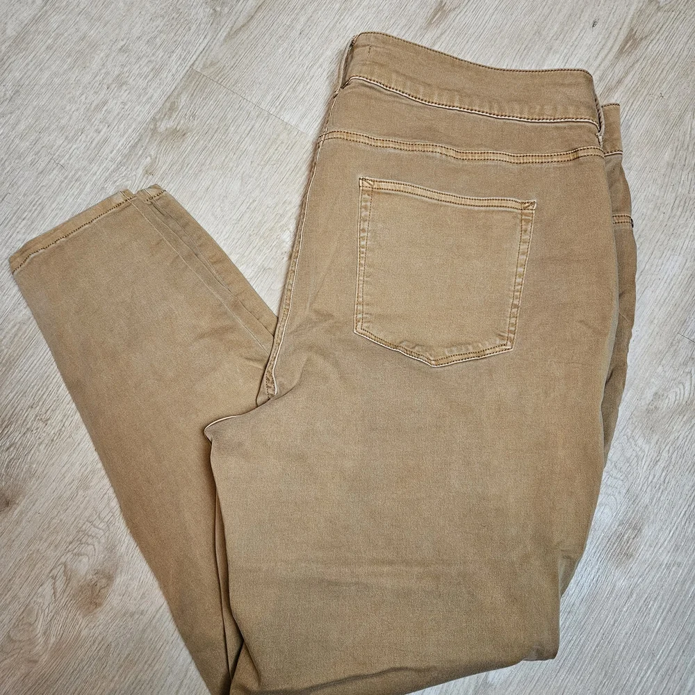 Maurices Tan Skinny Jeans for Women - Picture 2 of 3